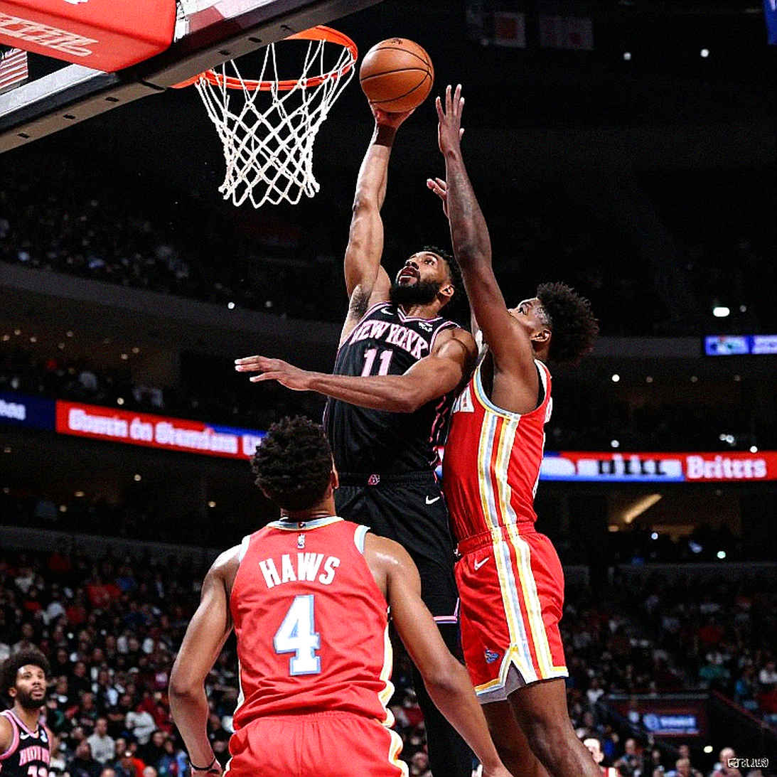 LeBron James và Mùa Giải Thứ 24: Khi Philadelphia Đặt Cả Tương Lai Vào Một Cửa Sổ Hai Năm