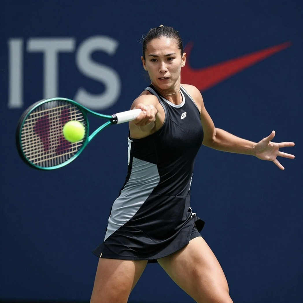 Rybakina rút khỏi Billie Jean King Cup: mắt cá chân trái, ngôi số 1 và một vết nứt nằm trong lịch thi đấu