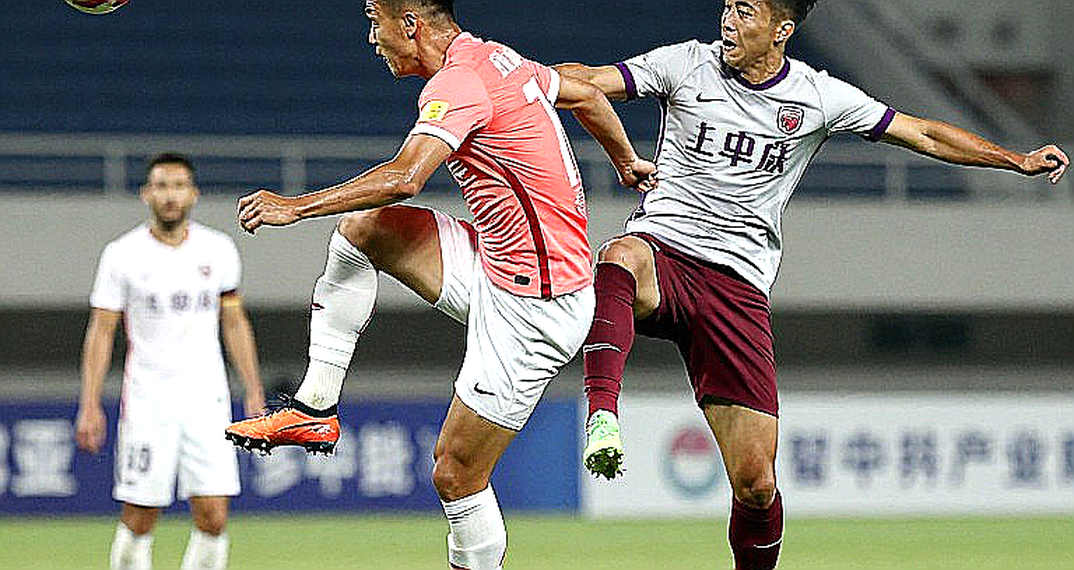 V-League sau vòng 3: CLB Hà Nội áp chót, nhưng khoảng cách thật chỉ là một trận thắng