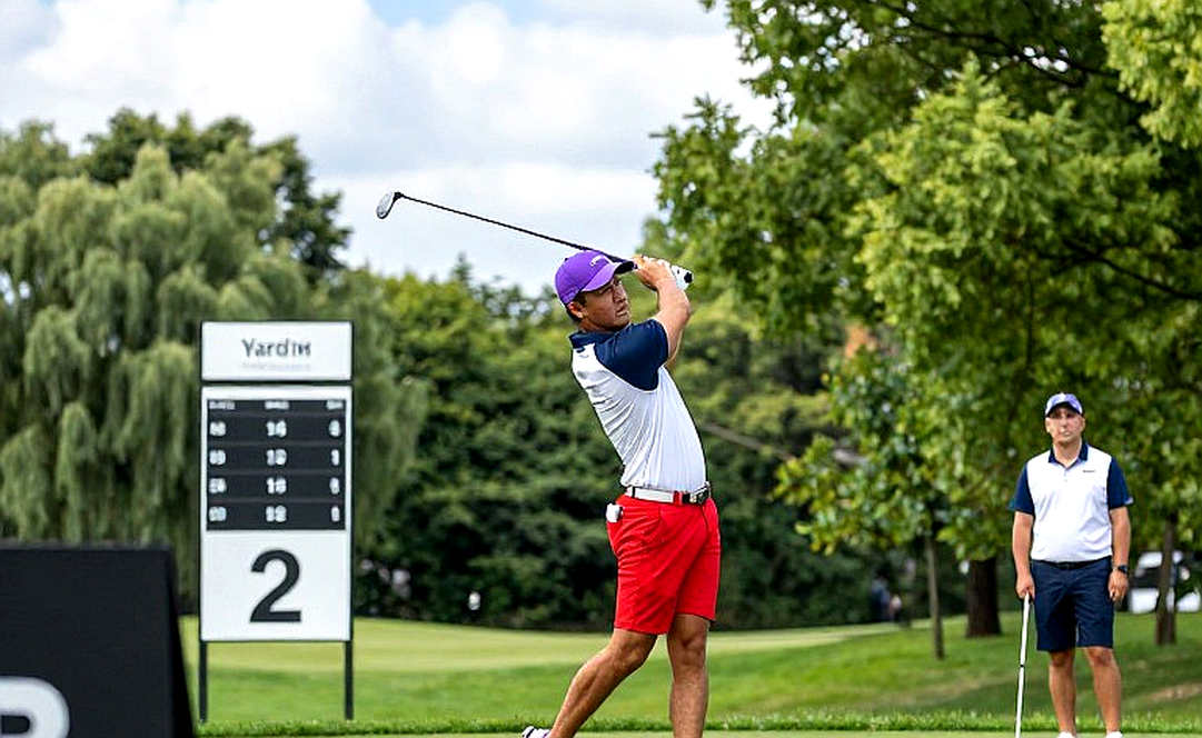 FedEx Open de France: Matt Fitzpatrick dẫn đầu sau 36 hố với 65-64 không bogey, Jeff Winther bám sát một gậy tại Le Golf National