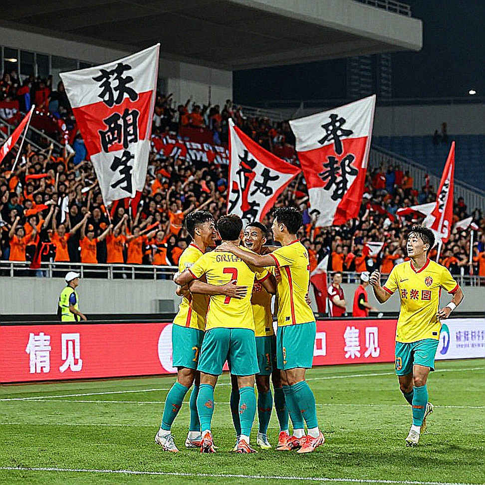 U16 Việt Nam thua 2-4 U16 Australia: Khi bóng đá trẻ trả giá vì khoảng trống sau mất bóng