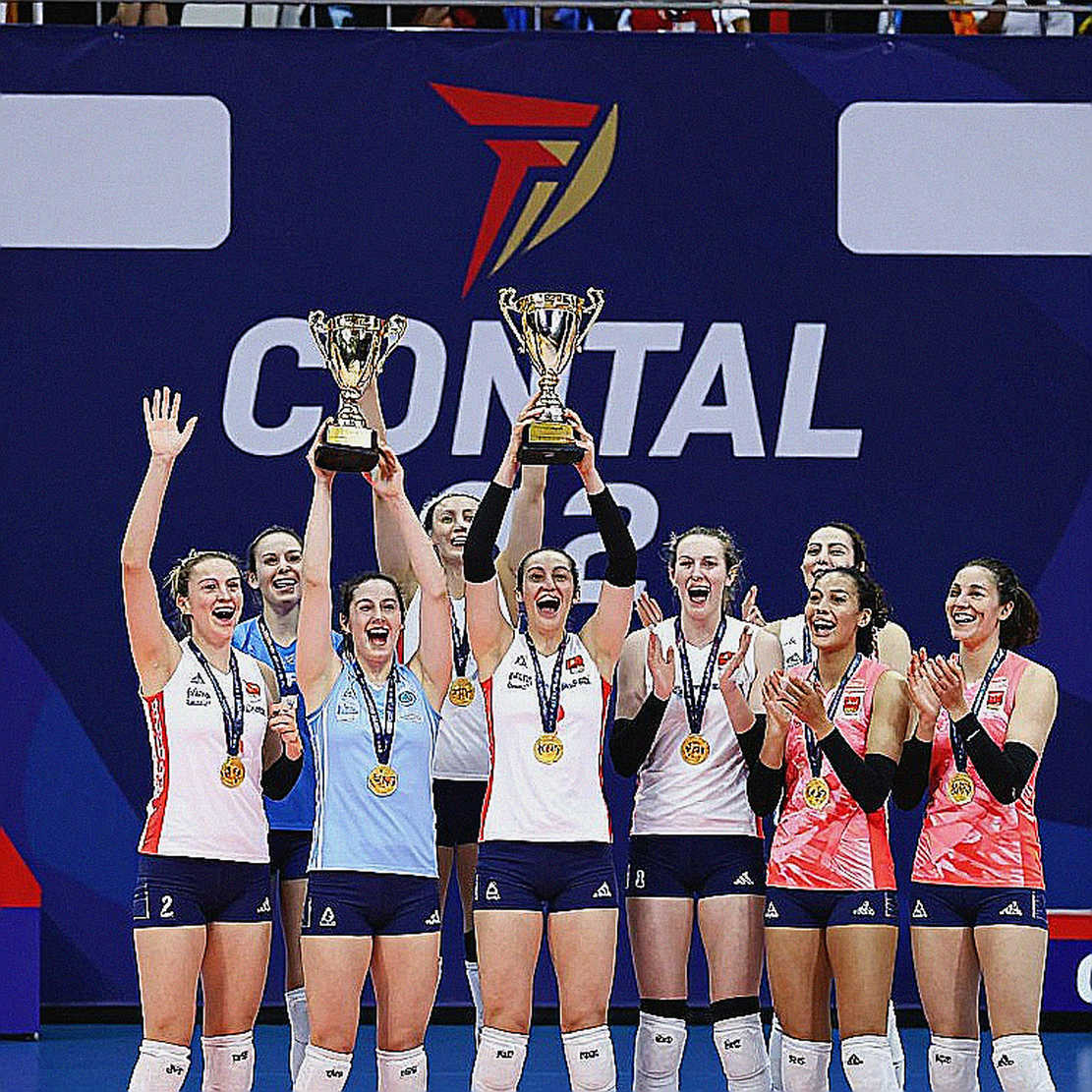 Phần Lan hạ Ý 3-2 ở tứ kết EuroVolley 2026: Biên độ bốn điểm và hai cánh cửa mở ra cùng lúc