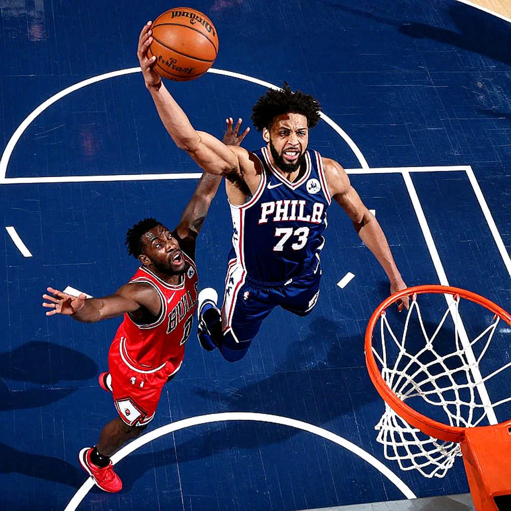 Clippers bị tước năm lượt chọn: Ngày vui nhất của một đội bóng đang hấp hối
